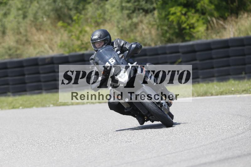 /27 12.06.2025 Ducati Schweiz Trackday Warmup  ADR/gruen-vert/35